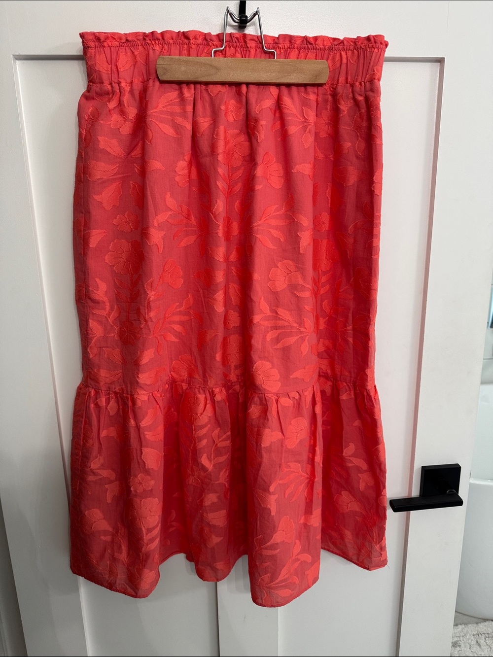 Ann Taylor Women's Coral Floral Midi Skirt